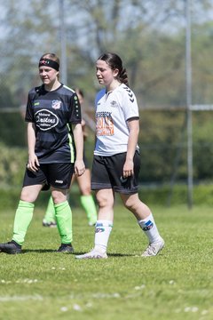 Bild 295 - wBJ SV Henstedt Ulzburg - FSG Oldendorf Itzehoe : Ergebnis: 6:3